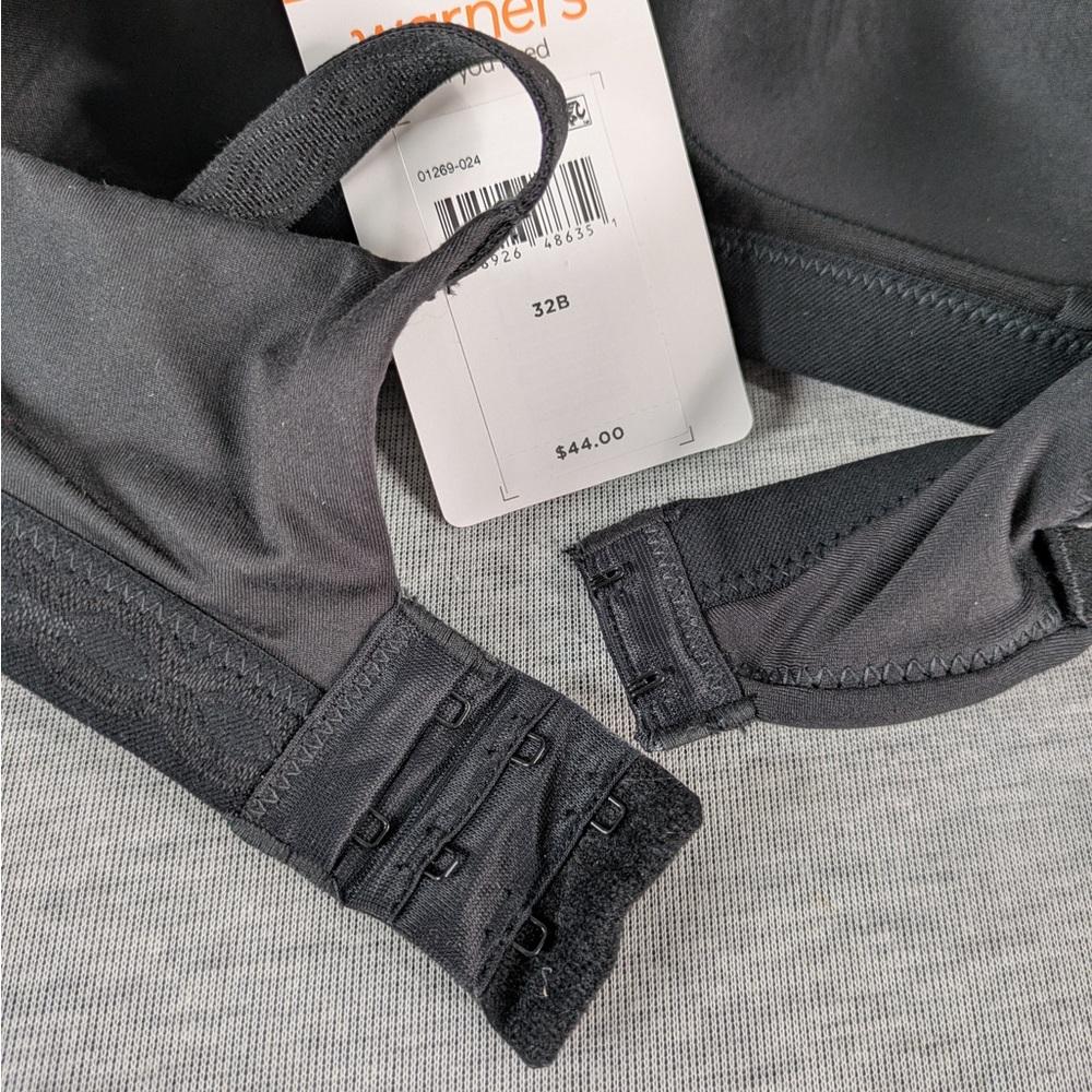 Warner's Cloud 9 Super Soft Wireless Comfort Bra- Black - Picture 10 of 10